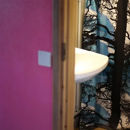 Neljaen Tuulen Tupa B&B
