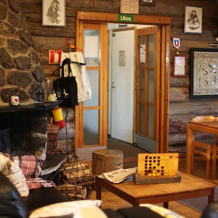 Neljaen Tuulen Tupa Bed & Breakfast *