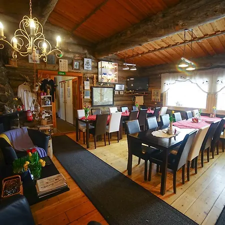 Neljaen Tuulen Tupa *