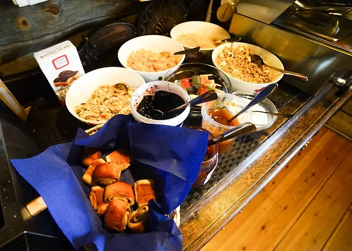 Neljän Tuulen Tupa Aamiaismajoitus *